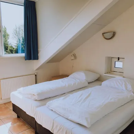 De Meerparel-4 Apartmán *