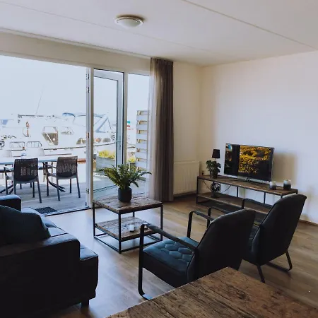 De Meerparel-4 *