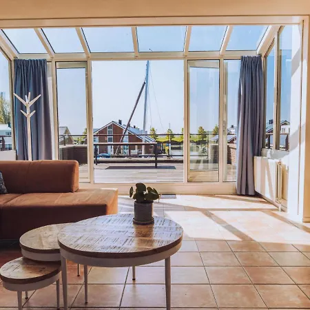 De Meerparel-4 *